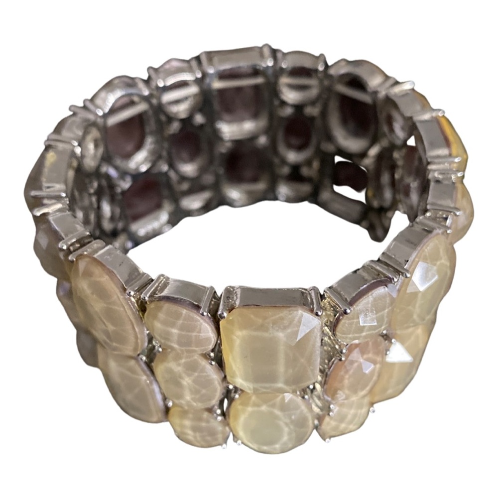 Pearl Shell Toned Elastic Stretch Bracelet